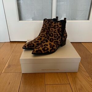 Marc Fisher Brown and Black Ankle Boots Sleek Design